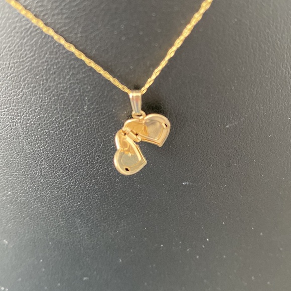 Mignonette NWOT gold, and diamond heart locket necklace - Picture 3 of 5
